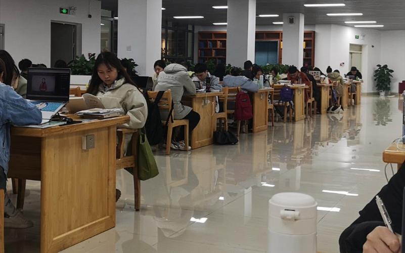 湖南师范大学图书馆照片